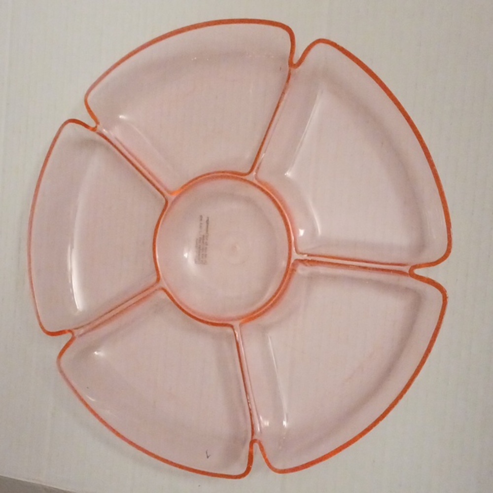 4/$40 Pink Plastic Serving Tray
